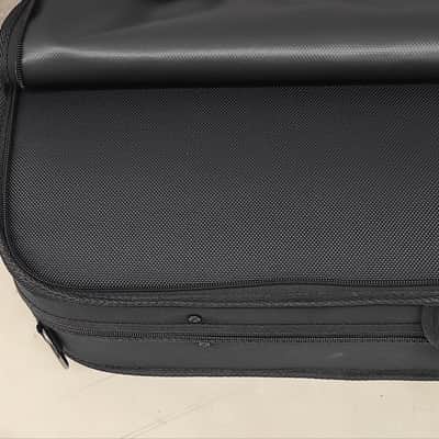 Maple Leaf 161/2" Adjustable Viola Case W/Carry Straps image 3