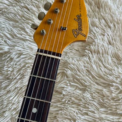 Fender Custom Shop B5 Limited Edition Stratocaster Electric Guitar image 9
