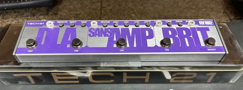 Tech 21 Fly Rig 5 Brit Multi Effect - Silver/Purple image 1