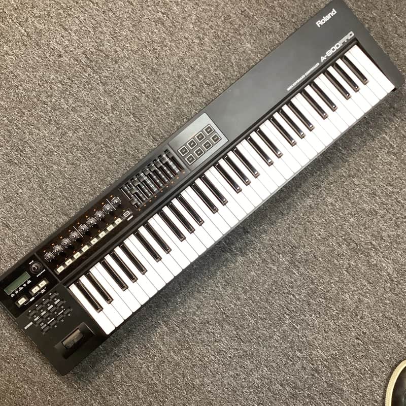 Roland A-800 Pro 61 Key Keyboard Controller