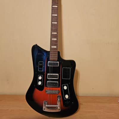 Formanta USSR Soviet Electric Guitar With Fuzz Vintage image 2
