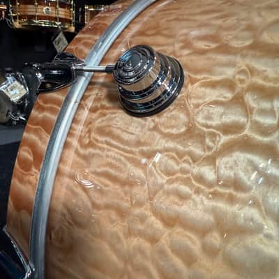 ~WOW!~ DW Collector's Series 333 Pure Maple 5-Piece 10/12/14/16/22 Drum Kit Set in Malibu Fade over Exotic Super Quilted Maple w/ Chrome Hardware image 10