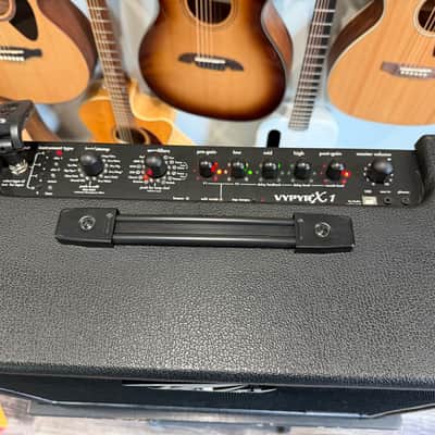 Peavey Vypyr X1 20-Watt 1x8" Digital Modeling Guitar Combo 2021 - Present - Black image 2