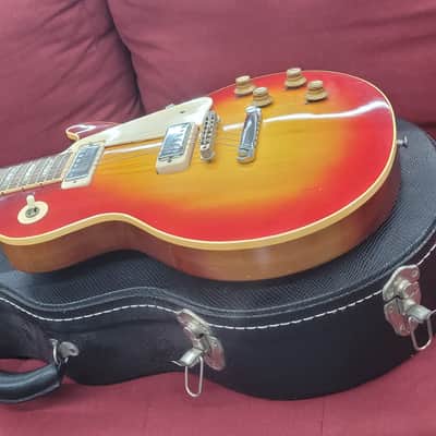 Gibson Les Paul Deluxe with Case 1973 - Cherry Sunburst image 6