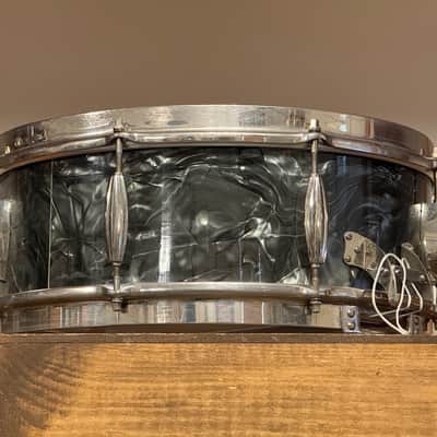1950's Slingerland 5.5x14 Gene Krupa Radio King Black Diamond Pearl Snare Drum Solid Shell image 9