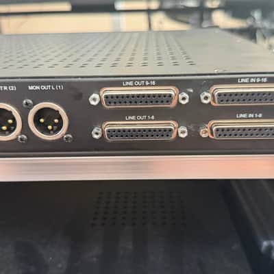 Universal Audio Apollo 16 MkII | Thunderbolt 3 Upgrade | Excellent Condition image 7