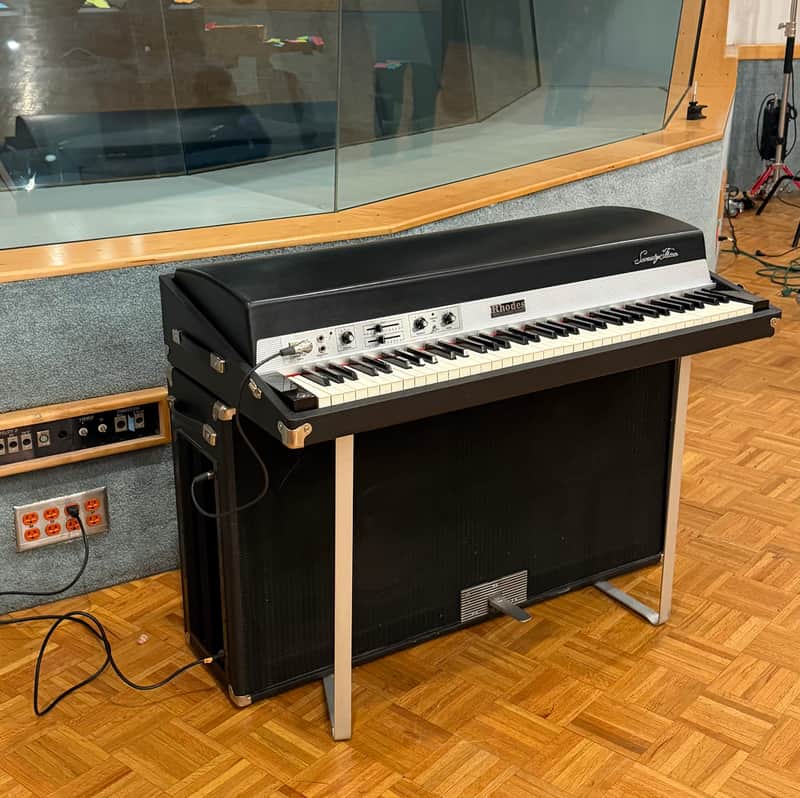 Fender Rhodes Suitcase Piano 73-Key Electric Piano (1969 - 1974