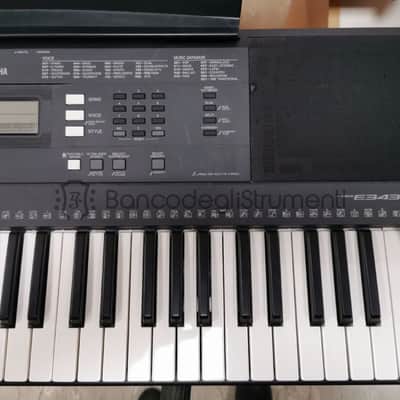 Yamaha PSR E343 Dynamic 61-key keyboard image 3