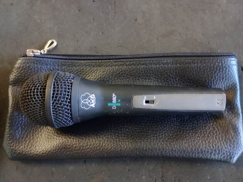 AKG D-880M Emotion Professional Microphone w/Bag *** FREE SHIPPING *** image 1