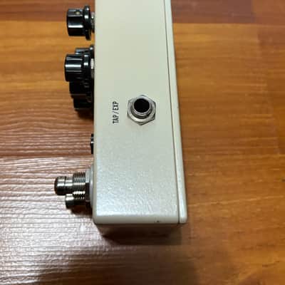 JHS Kodiak Tremolo 2018 - Present - Tan image 2