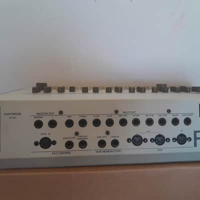 Roland TR-909 Rhythm Composer 1983 - 1985 - White image 7