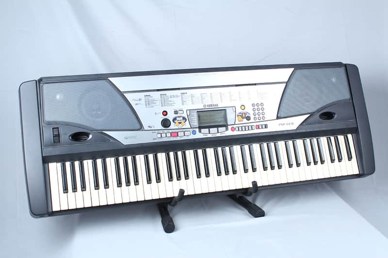 Used Yamaha Psr Gx76 Keyboard W Bass Boost 2 Way Speaker System W Gig Bag image 1