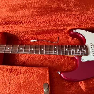 Fender Stratocaster Yngwie Malmsteen Signature Model 2005 Candy Apple Red With Rosewood Fretboard 2005 - Candy Apple Red With Rosewood Fretboard image 3