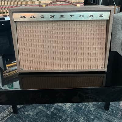 Vintage 1959 Magnatone 210 Amp with Vibrato image 1