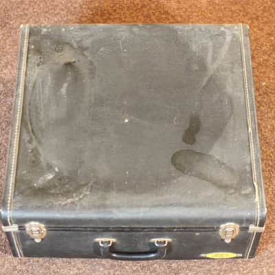 Vintage Ludwig 1960's Suitcase Style Snare Case image 4