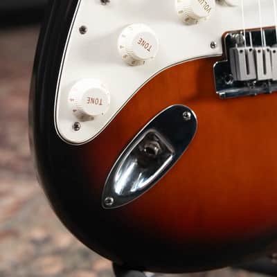 Fender 1996 American Standard Stratocaster Left-Handed Brown Sunburst with Hardshell Case - Used image 10