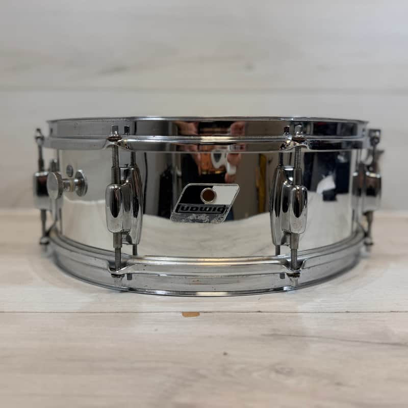 Ludwig Rocker 14" x 5" Chrome Metal Snare Drum – Vintage