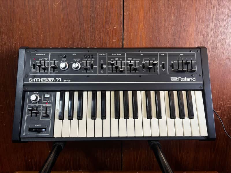 Roland SH-09 vintage analog synthesizer Roland's classic SH-series sh09 w/ bag image 1