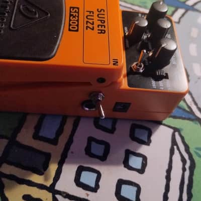 Behringer SF300 Super Fuzz Pedal 2010s - Standard image 2