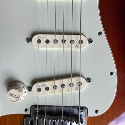 Fender American Deluxe Stratocaster Left-Handed 2014 image 10