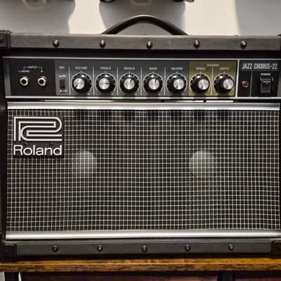 Roland JC-22 Jazz Chorus 2-Channel 30-Watt 2x6.5" Guitar Combo 2016 - Present - Black image 1