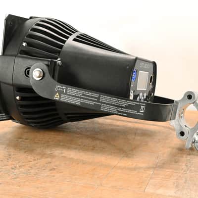 ETC Desire D60 Studio HD LED Par Wash Light CG01SMX image 3
