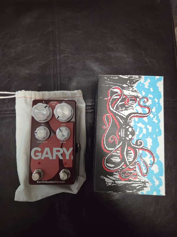 EarthQuaker Devices Gary Modulated Fuzz and Natural Overdrive