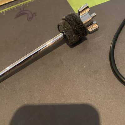 A helpful clamp for drummers and percussionists image 5
