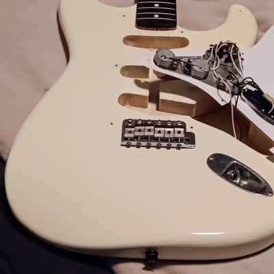 Squier MIJ Stratocaster 1985 - Olympic White image 17