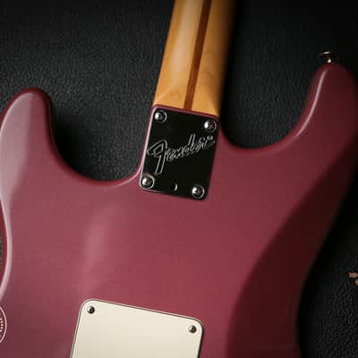 1995 Fender American Stratocaster Matching Headstock Burgundy Mist image 15