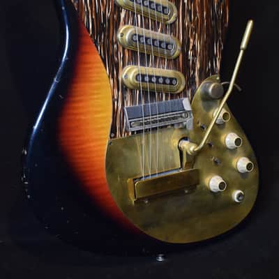Framus Strato De Luxe gold hardware 1965 - sunburst image 2