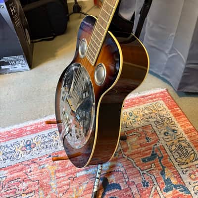 Regal RD-30T Round Neck Resonator Sunburst image 4