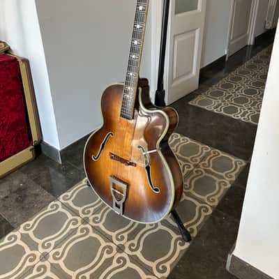 Vintage 1963 Hofner Committee sunburst image 4