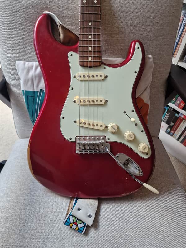 Fender FSR Road Worn '60s Stratocaster 2020 - Candy Apple Red