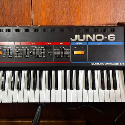Roland Juno-6 polyphonic analog synthesizer w/ case ju6 Juno 60 106 image 3