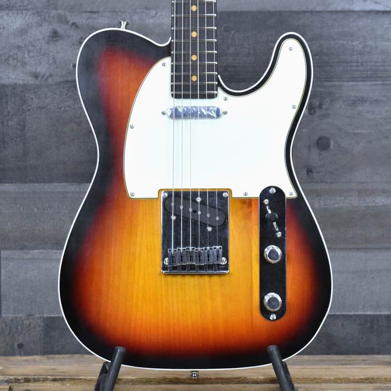 Pre-Owned Fender American Ultra Luxe Vintage '60s Custom Telecaster - 3-Color Sunburst with Hardshell Case image 1