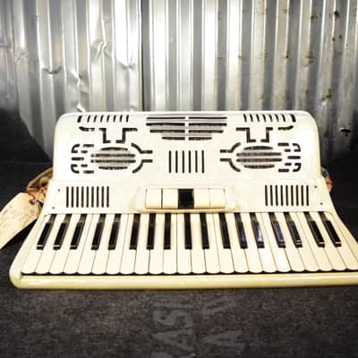 La Tosca Princess White Pearl 3/4 Sets Reeds image 1