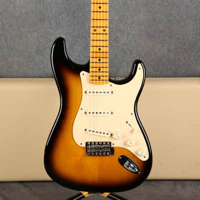 Fender Eric Johnson Stratocaster - 2-Tone Sunburst - 2nd Hand image 3