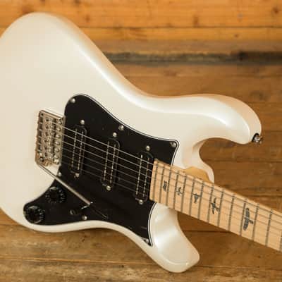 PRS SE NF3 | Maple Pearl White image 6