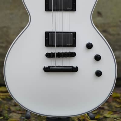 ESP E-II Eclipse SWS - Snow White Satin Bild 1