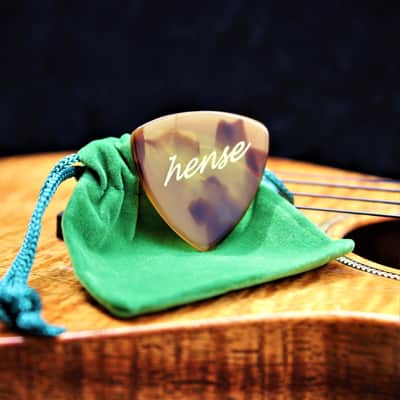Hense Happy Turtle Pick HP-03 2025 - Galalith (Casein) 2025 - Polished Galalith (Casein image 1