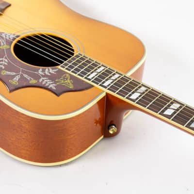 Gibson Hummingbird 2014 Heritage Cherry Sunburst image 16