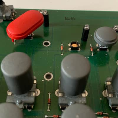 As Is For Parts / Repair Waldorf Microwave XT Rackmount Wavetable Synthesizer 1998 - Orange image 16