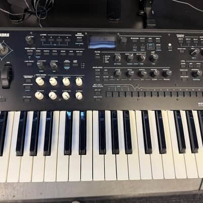 Yamaha EX5R RACK SYNTH VL, AN, FDSP, AWM, SAMPLER, SEQUENCER