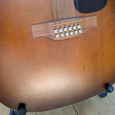 Art & Lutherie 12-String Cedar Antique Burst Acoustic Guitar image 2
