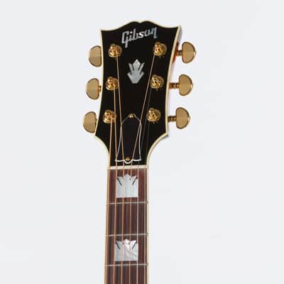 Gibson SJ-200 Standard, Tri Burst | Demo image 5