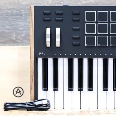 Arturia KeyLab 61 Mk3 Universal MIDI Controller 61-Note Semi-Weighted w/Box image 7