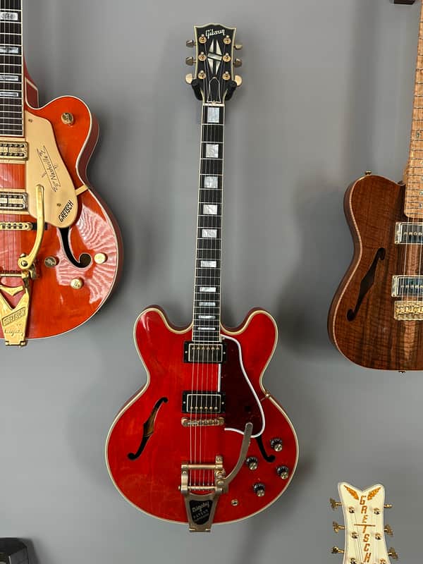 Gibson ES-355 Memphis aged VOS finish - 60's Cherry - Bigsby