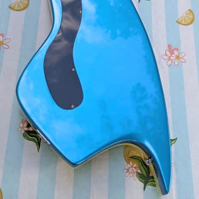 Firefly FFSK 2026 - Metallic blue and white image 3