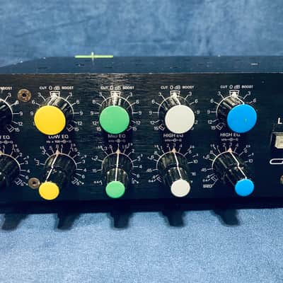 GML Model 8200 Two-Channel 5-Band Parametric Equalizer • Excellent • Tested image 6